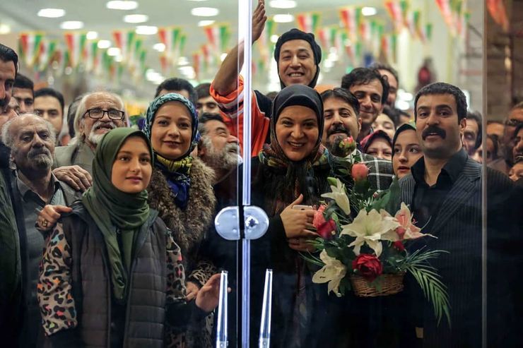 سریال «پایتخت ۶» به تهیه کنندگی الهام غفوری و کارگردانی سیروس مقدم از امشب (سه‌شنبه ۱۲ اسفند ۹۹) از شبکه یک روی آنتن می‌رود.