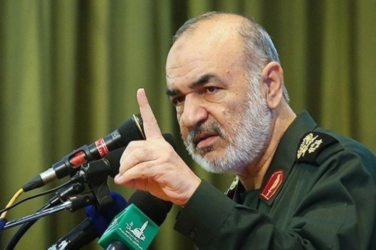 فرمانده کل سپاه: سرنوشت دشمن تا ابد شکست است