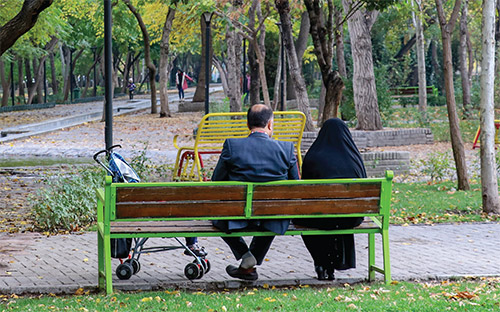 تنها پیر می‌شویم...