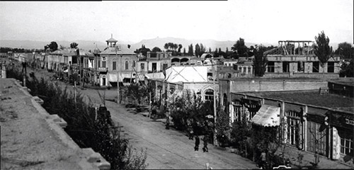 ۴۰ سال لوطیگری کردیم، بی&zwnj;یک توگوشی!