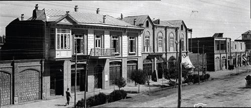 ۴۰ سال لوطیگری کردیم، بی&zwnj;یک توگوشی!