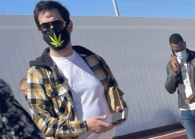 ماجرای واکسن زدن شهاب حسینی در آمریکا و واکنشها به آن + فیلم و عکس ماجرای واکسن زدن شهاب حسینی در آمریکا و واکنشها به آن + فیلم و عکس