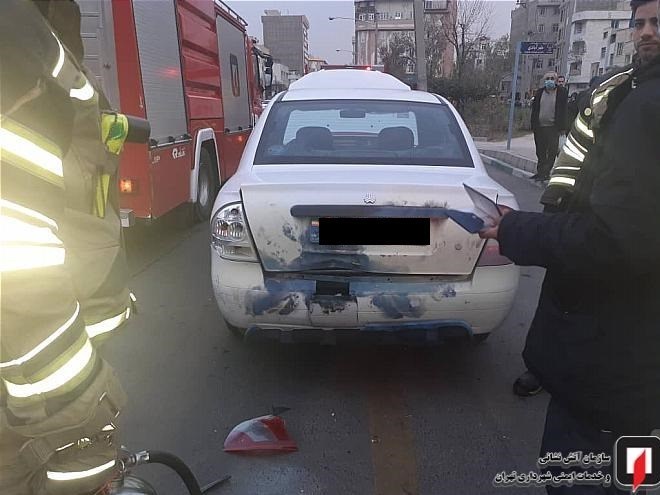 پرتاب نارنجک دست&zwnj;ساز به سمت خودروی تیبا در تهران + تصاویر