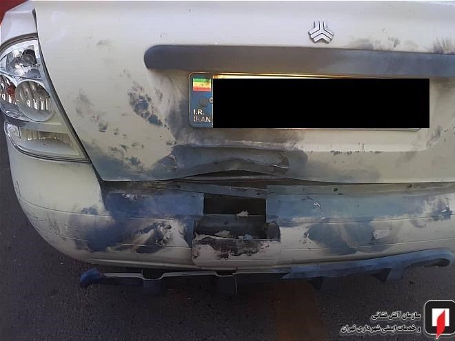 پرتاب نارنجک دست&zwnj;ساز به سمت خودروی تیبا در تهران + تصاویر