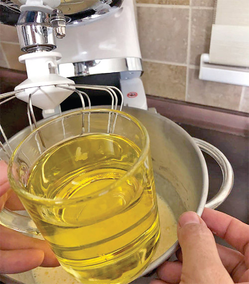 طرز تهبه کیک مواج