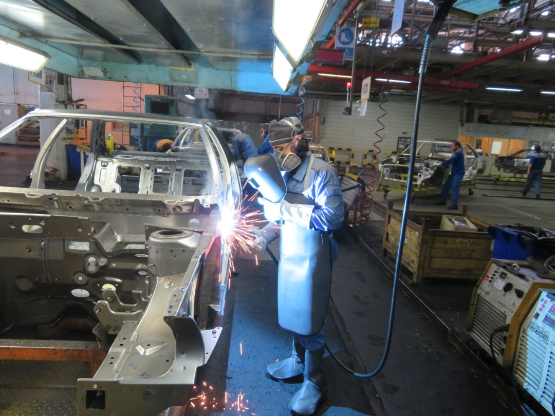 خراسان رضوی قطب‌ صنعت قطعه‌سازی خودرو/تولید روزانه ۵۲۵ دستگاه خودرو در مشهد