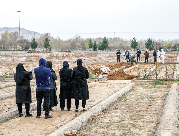 گریستن پشت ماسک/روایت سوگواری‌های متفاوت در ایام کرونا