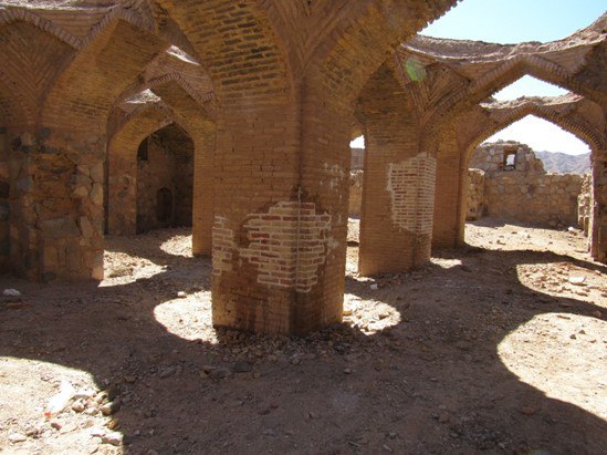 رباط کال‌جنگی جلگه زوزن خواف می‌شود