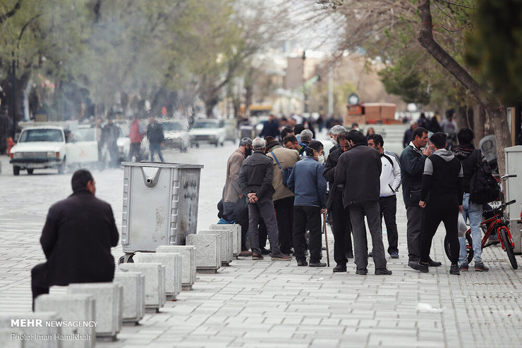 بازار افسارگسیخته خودرو، طلا و جواهر، سکه و دلار؛ گرانی تقصیر نقدینگی است؟