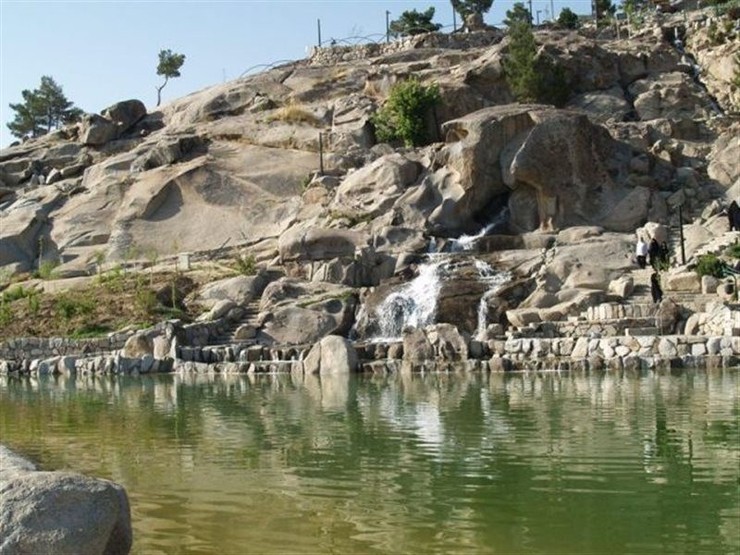 احداث آبنمای زیرسطحی و آکواریوم در بوستان کوهسنگی