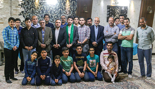 خانه‌ای کوچک برای قاریان بزرگ