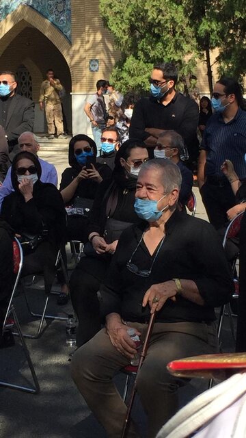 مراسم تشییع و خاکسپاری محمد علی کشاورز+ فیلم و تصاویر مراسم تشییع و خاکسپاری محمد علی کشاورز+ فیلم و تصاویر