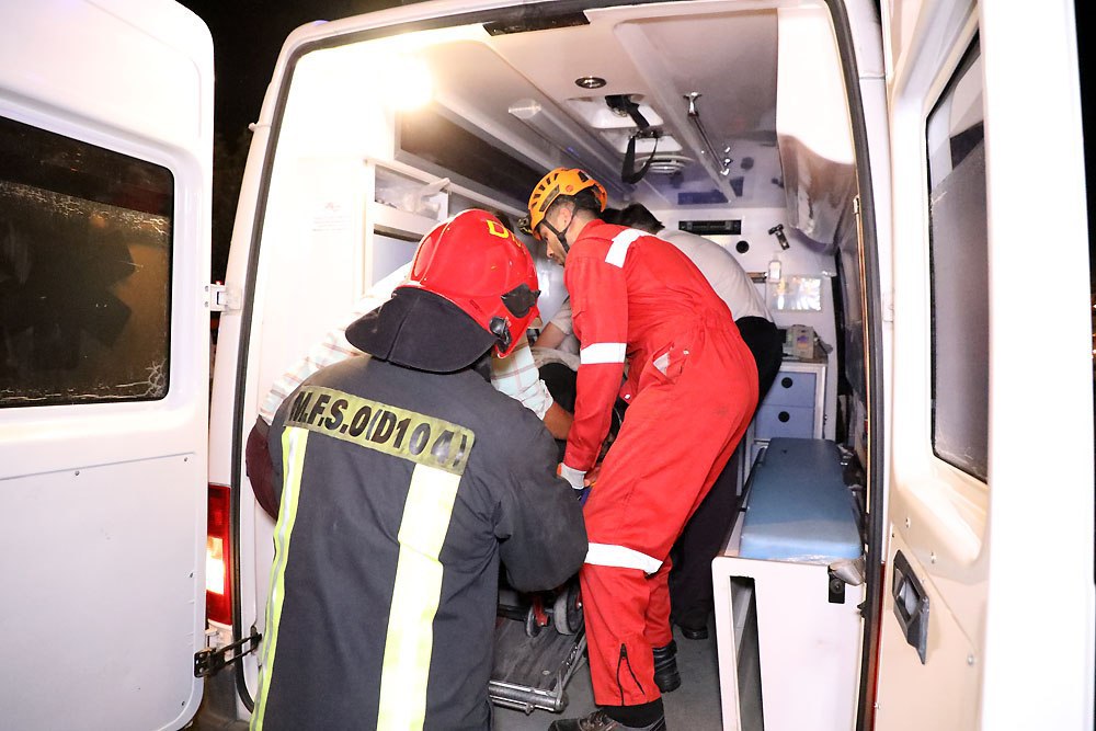 تصادف هولناک پژو پارس در میدان امام علی(ع)+تصاویر تصادف هولناک پژو پارس در میدان امام علی(ع)+تصاویر