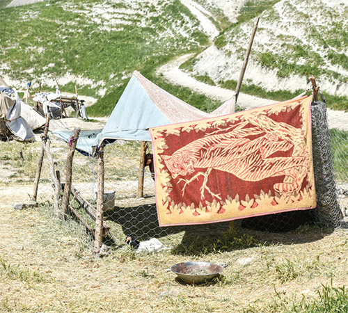 ٦ قاب از ١٢ چادر