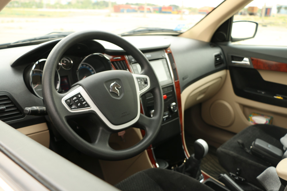 تفاوت‌های دنا معمولی با سمند سورن، دو محصول با قلبی مشترک!