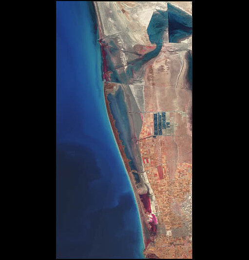 تصاویر ماهواره‌ای از کاهش سطح آب ۱۱ دریاچه و تالاب کشور