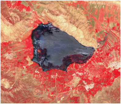 تصاویر ماهواره‌ای از کاهش سطح آب ۱۱ دریاچه و تالاب کشور