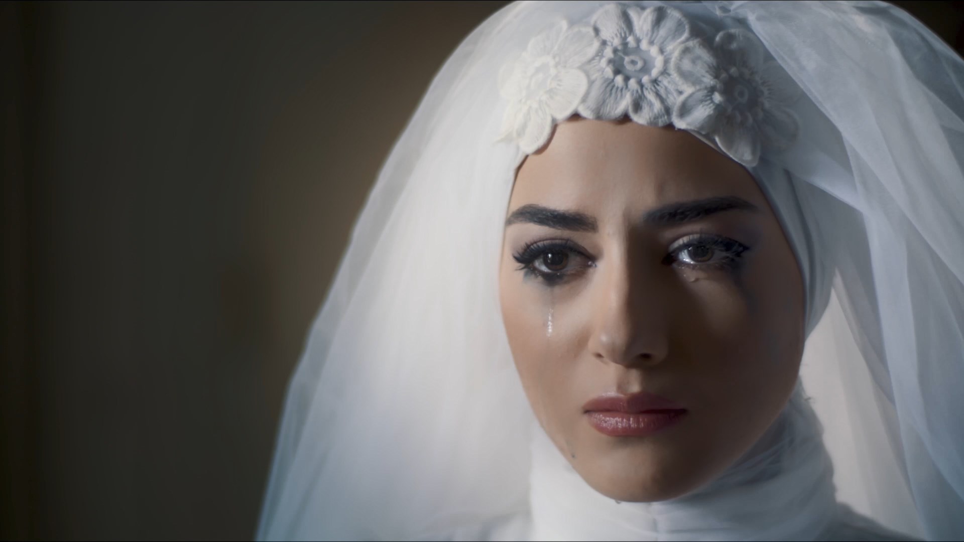 هرآن‌چه باید درباره سریال «آقازاده» و حواشی‌اش بدانید