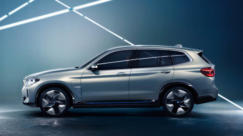 رونمایی از اولین کراس‌اور برقی و تاریخ‌ساز بی‌ام‌و با نام iX3