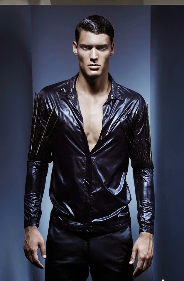 مانکن خارجی شهرخودرو از مشهد رفت مانکن خارجی شهرخودرو از مشهد رفت