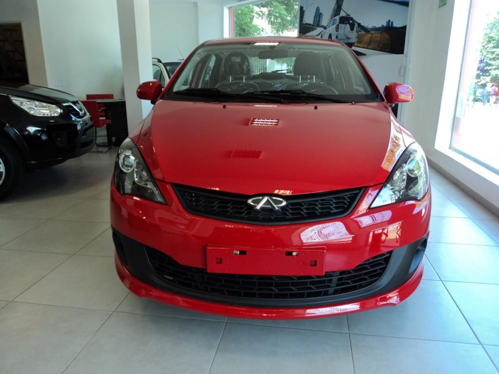 مقایسه دو هاچ بک، ام وی ام ۳۱۵ باپژو ۲۰۶