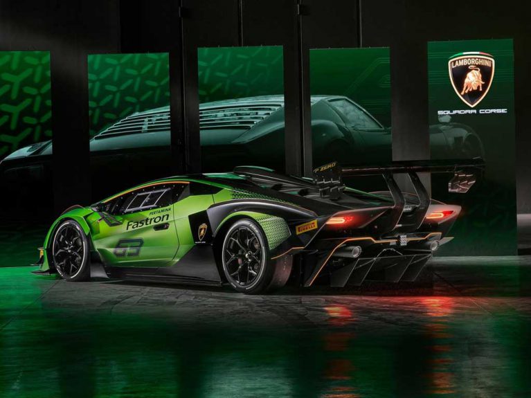 لامبورگینی اسنزا SCV12 رونمایی شد لامبورگینی اسنزا SCV12 رونمایی شد