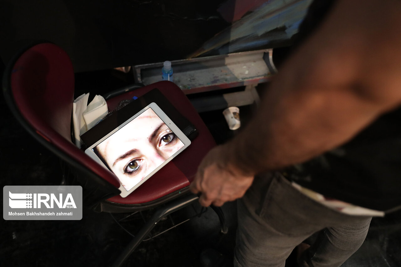 گزارشی از کارگاه نقاشی یک‌روزه «ساحل نجات» در حوزه هنری خراسان رضوی