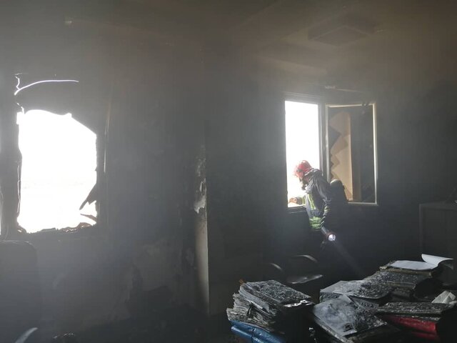 مجتمع قضایی اهواز آتش گرفت+عکس مجتمع قضایی اهواز آتش گرفت+عکس