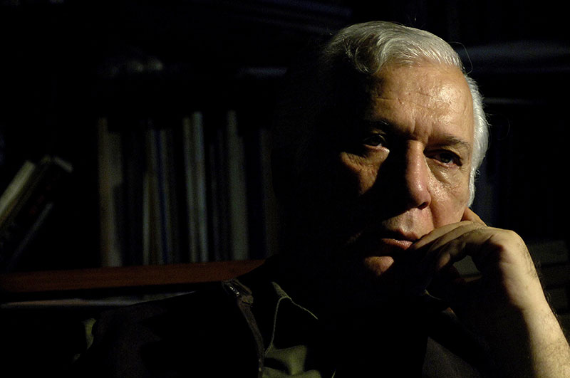 به راستی خسرو سینایی چه کسی بود؟ + ویدئو و تصویر به راستی خسرو سینایی چه کسی بود؟ + ویدئو و تصویر