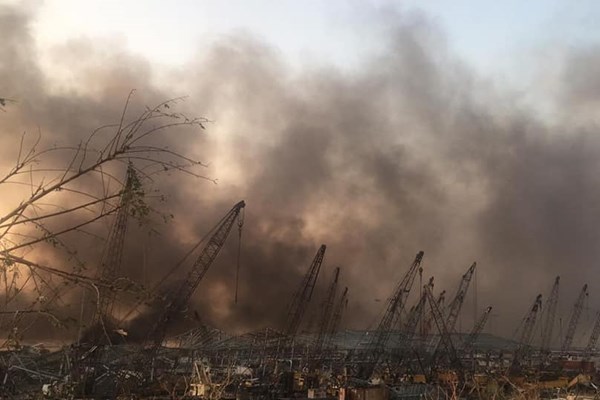 وقوع انفجار مهیب در بندر بیروت لبنان + فیلم