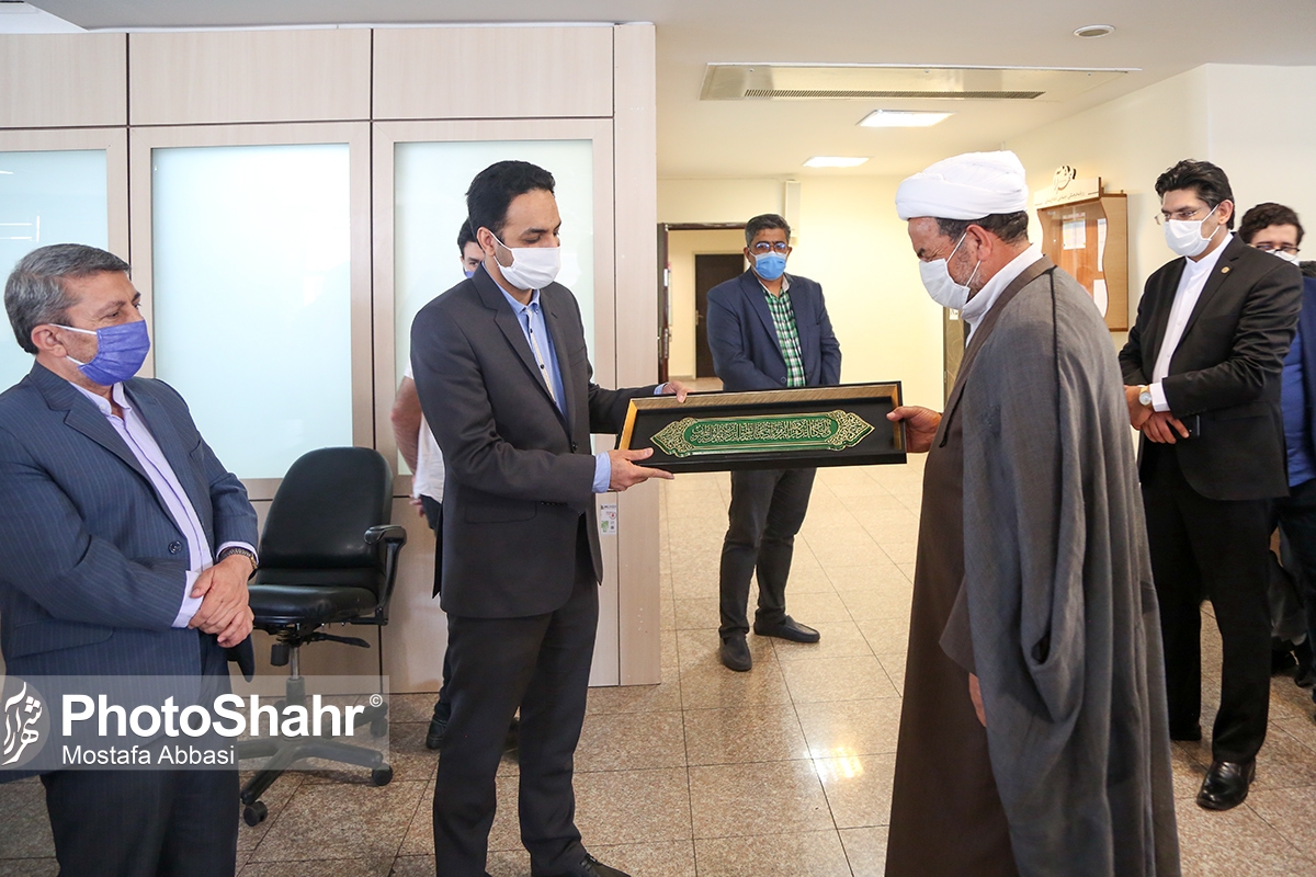 بازدید مسئولان شهری و استانی از روزنامه شهرآرار در متفاوت‌ترین روز خبرنگار