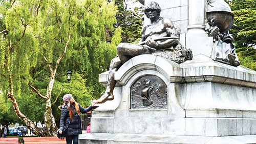 گردشگری بعد از کرونا یا دست زدن ممنوع!