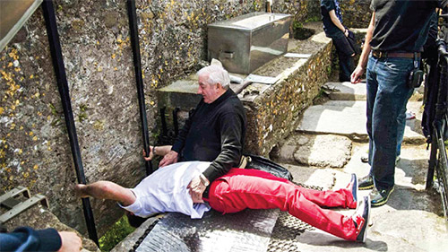 گردشگری بعد از کرونا یا دست زدن ممنوع!