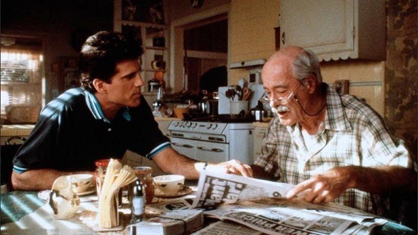 فیلم «پدر» 1989 نگاهی به فیلم «وداع» (The Farewell) | سرطان نمیکشد، ترسش شاید!