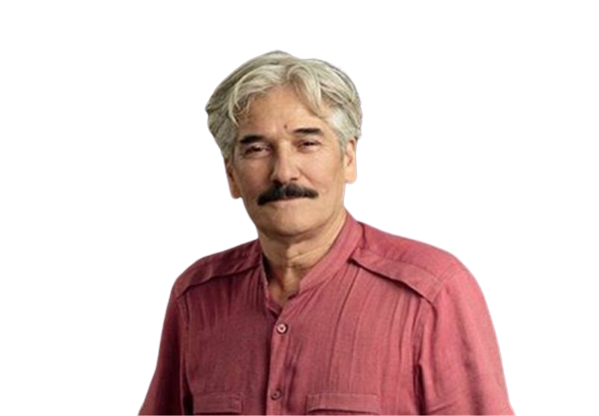 نگاهی به کارنامه داریوش ارجمند، بازیگر و پیش&zwnj;کسوت مشهدی تئاتر، سینما و تلویزیون