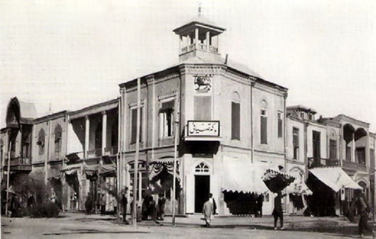 &laquo;ارگ&raquo; خیابان تناقض&zwnj;ها و تفاوت&zwnj;هاست