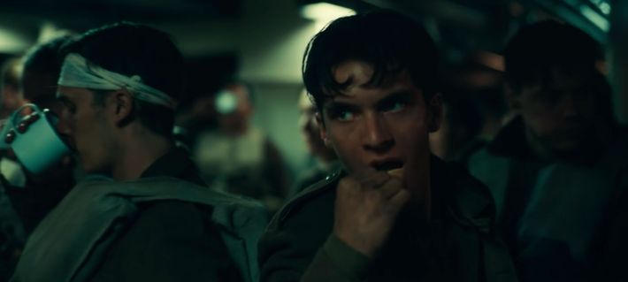 فیلمهای کریستوفر نولان درباره چای و قهوه و میانوعدههای خوشمزه است فیلمهای کریستوفر نولان درباره چای و قهوه و میانوعدههای خوشمزه است