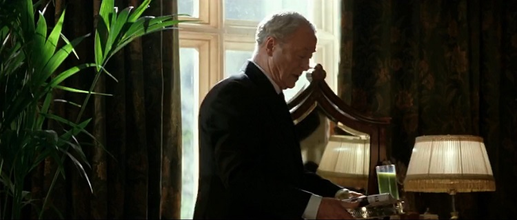 فیلمهای کریستوفر نولان درباره چای و قهوه و میانوعدههای خوشمزه است فیلمهای کریستوفر نولان درباره چای و قهوه و میانوعدههای خوشمزه است