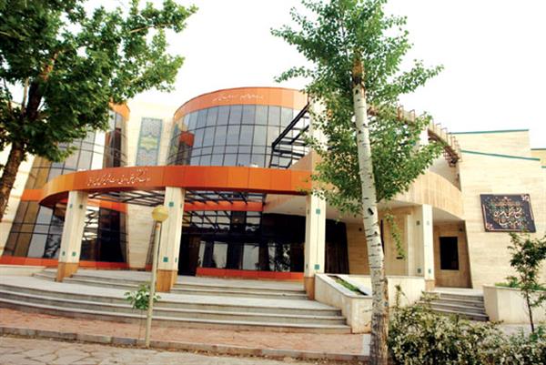 آیا واگذاری سالن اصلی تئاتر شهر به بخش خصوصی، تئاتر مشهد را نابود خواهد کرد؟ آیا واگذاری سالن اصلی تئاتر شهر به بخش خصوصی، تئاتر مشهد را نابود خواهد کرد؟