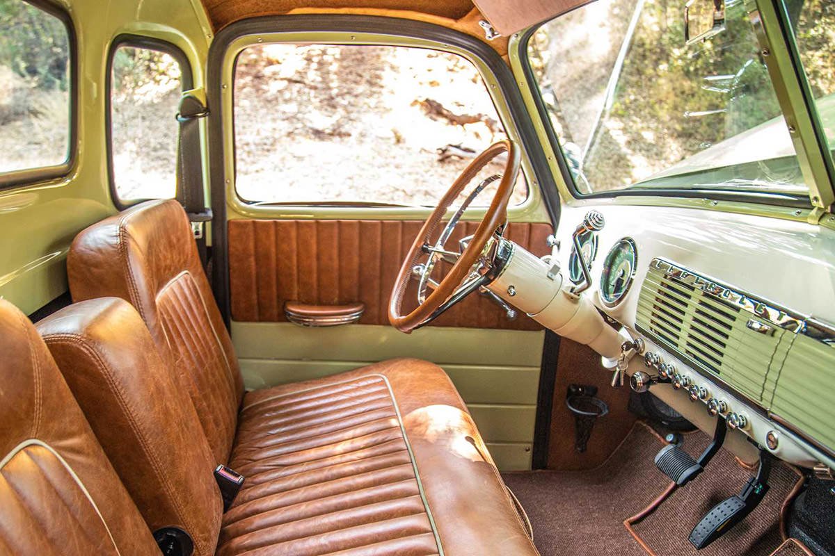 معرفی وانت آیکون ۴x۴  مبتنی بر شورولت کلاسیک