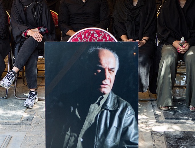 کدام هنرمندان در روزهای کرونایی از دنیا رفتند؟ کدام هنرمندان در روزهای کرونایی از دنیا رفتند؟