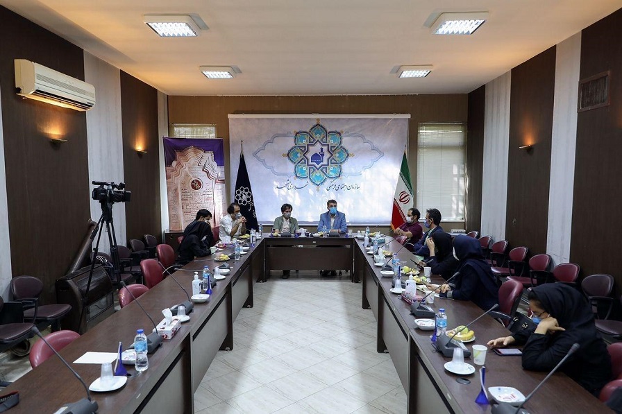 نشست تبیین فراخوان جایزه ادبی بزرگ مشهد برگزار شد