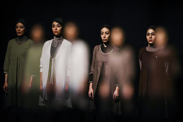 نگاهی به نمایش &laquo;متاستاز&raquo; | این یک تئاتر نیست!