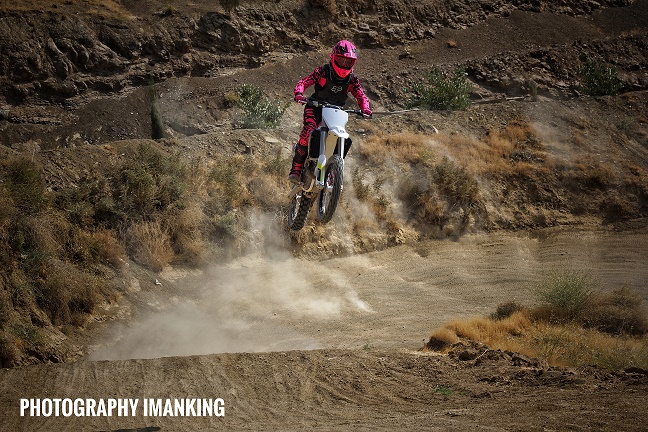 پرش ممنوع از روی دیوار شهر