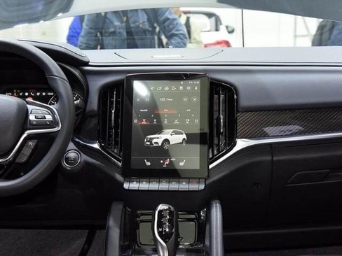 آشنایی با برلیانس V7؛ شاسی بلند لوکس با ویژگی‌های اسپرت و مجموعه‌ای کامل از امکانات ایمنی (+عکس)