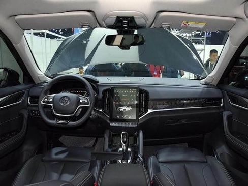 آشنایی با برلیانس V7؛ شاسی بلند لوکس با ویژگی‌های اسپرت و مجموعه‌ای کامل از امکانات ایمنی (+عکس)