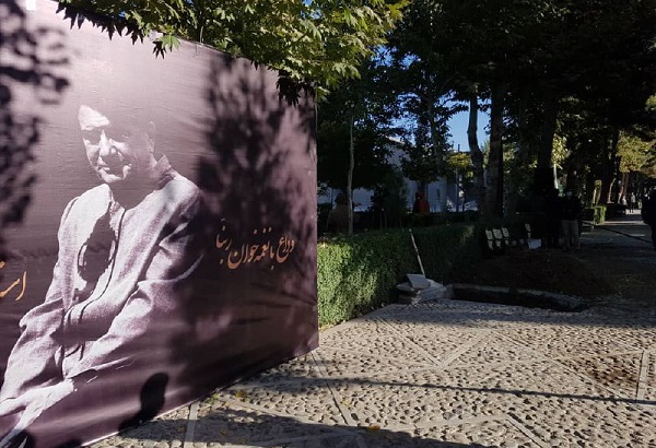 لحظه به لحظه با مراسم تشییع و تدفین استاد محمدرضا شجریان در مشهد لحظه به لحظه با مراسم تشییع و تدفین استاد محمدرضا شجریان در مشهد