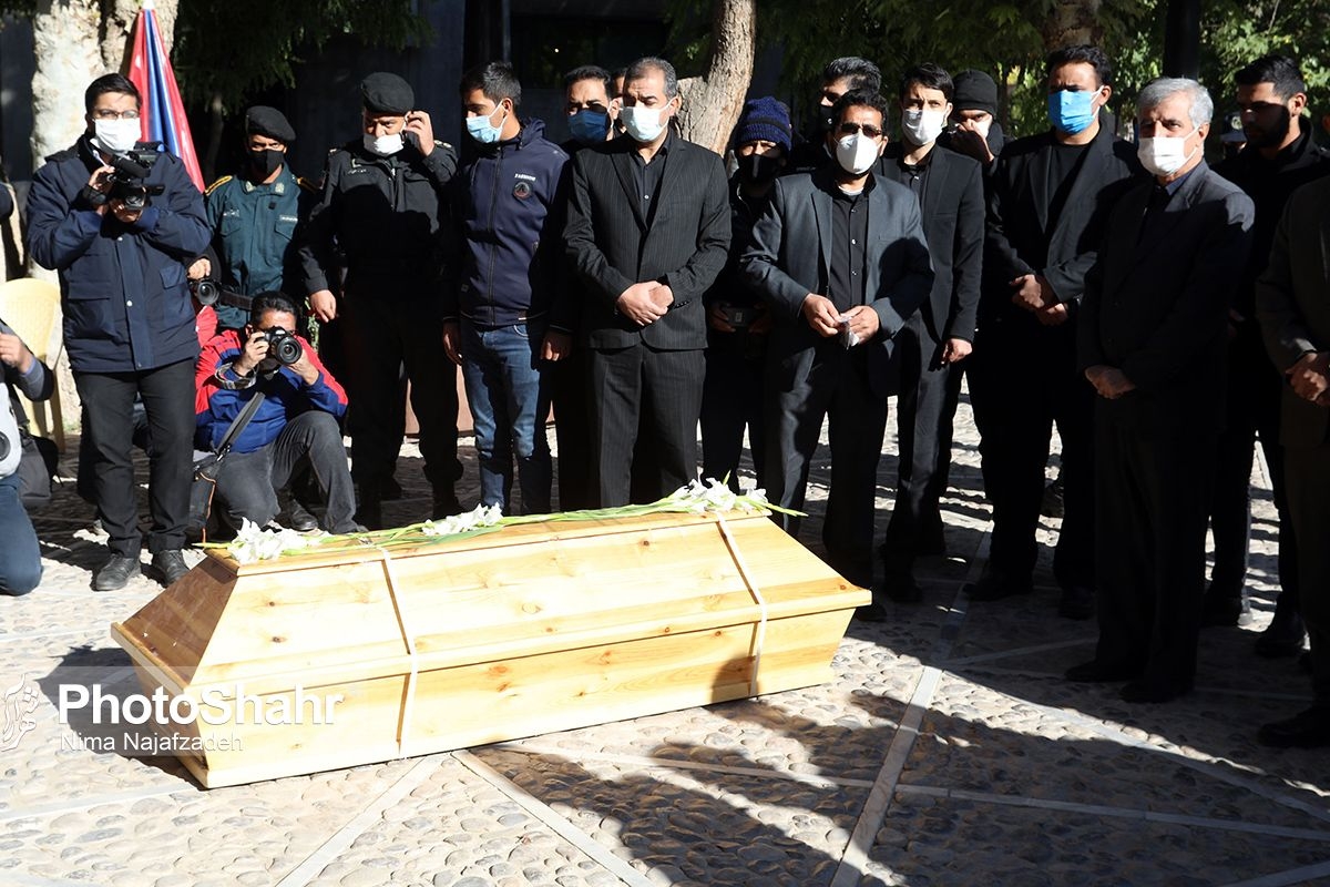 پیام مدیر کل فرهنگ و ارشاد اسلامی خراسان رضوی درباره مراسم خاکسپاری استاد شجریان پیام مدیر کل فرهنگ و ارشاد اسلامی خراسان رضوی درباره مراسم خاکسپاری استاد شجریان