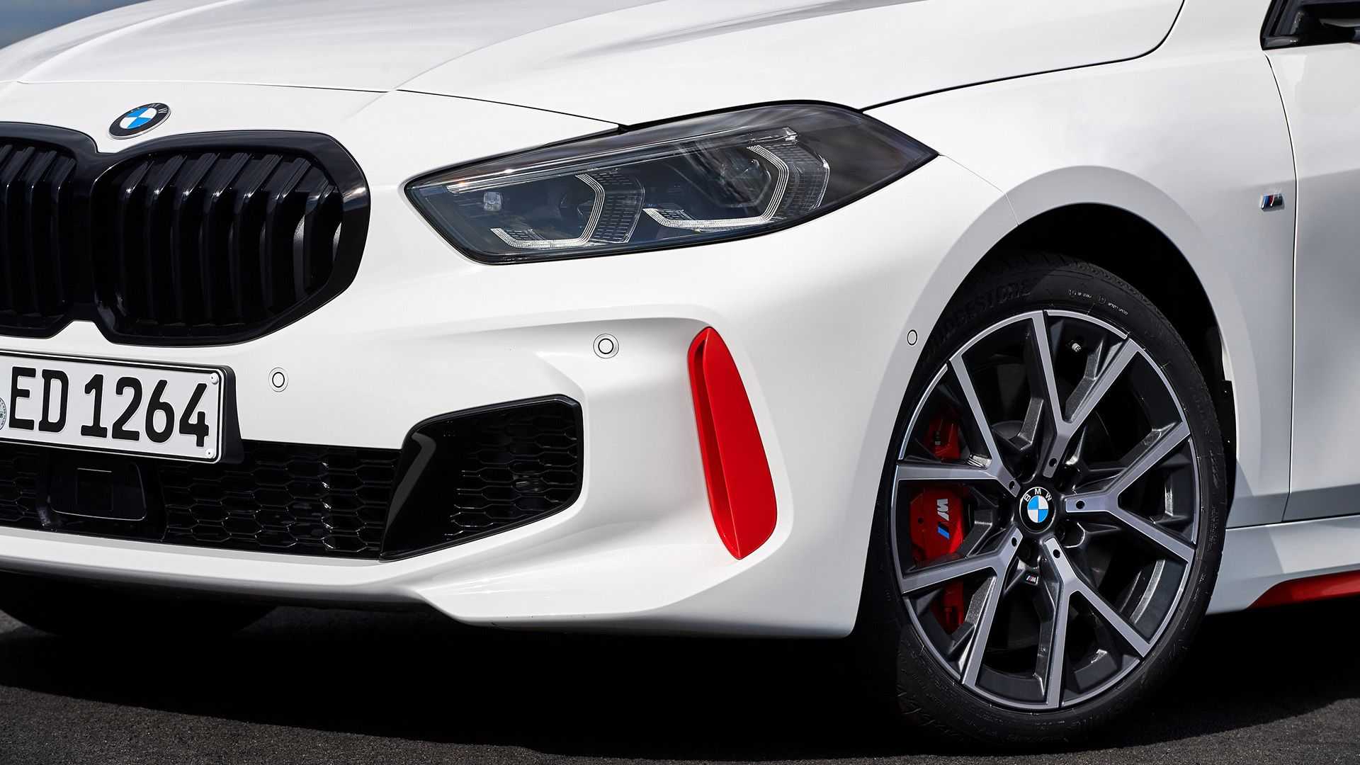 هاچبک اسپرت بی ام و 128ti رونمایی شد