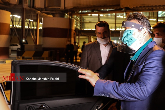 بازداشت مدیر عامل فراری بانک سرمایه + تصاویر و فیلم